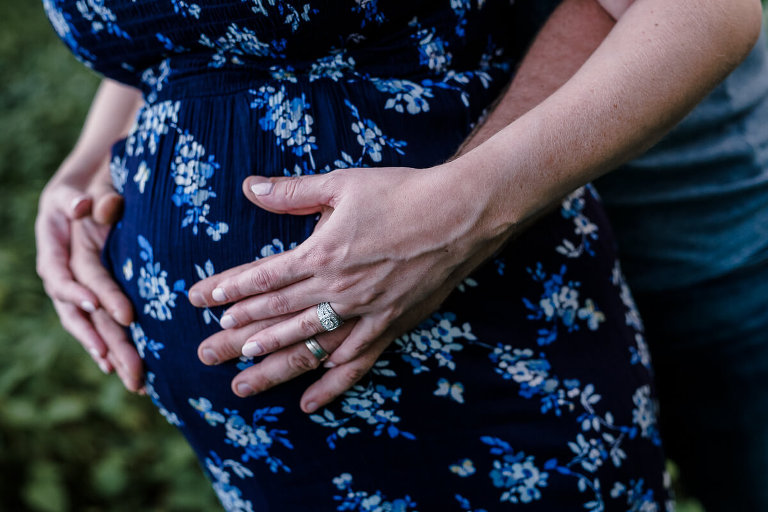 Ajax maternity photographer