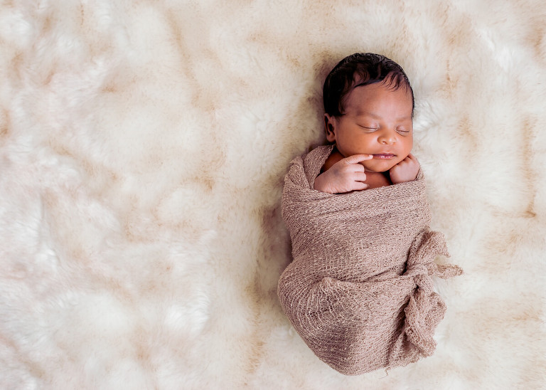 Newborn photographer Ajax