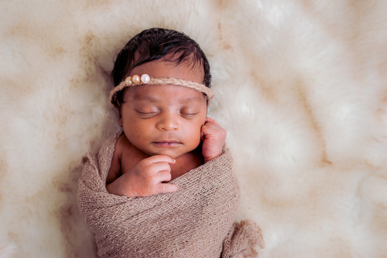 Newborn photographer Ajax